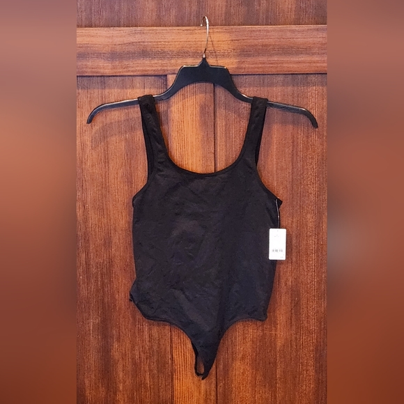 Halogen Seamless Thong Bodysuit - Picture 4 of 5